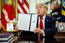 Thumbnail for article: Trump reageert na het opschorten van Balogun-schorsing: ‘FIFA doet het juiste’