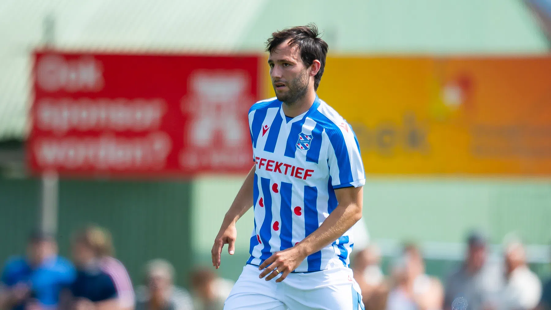 'FC Utrecht brengt vierde bod uit op Van Overeem', financiële details op straat