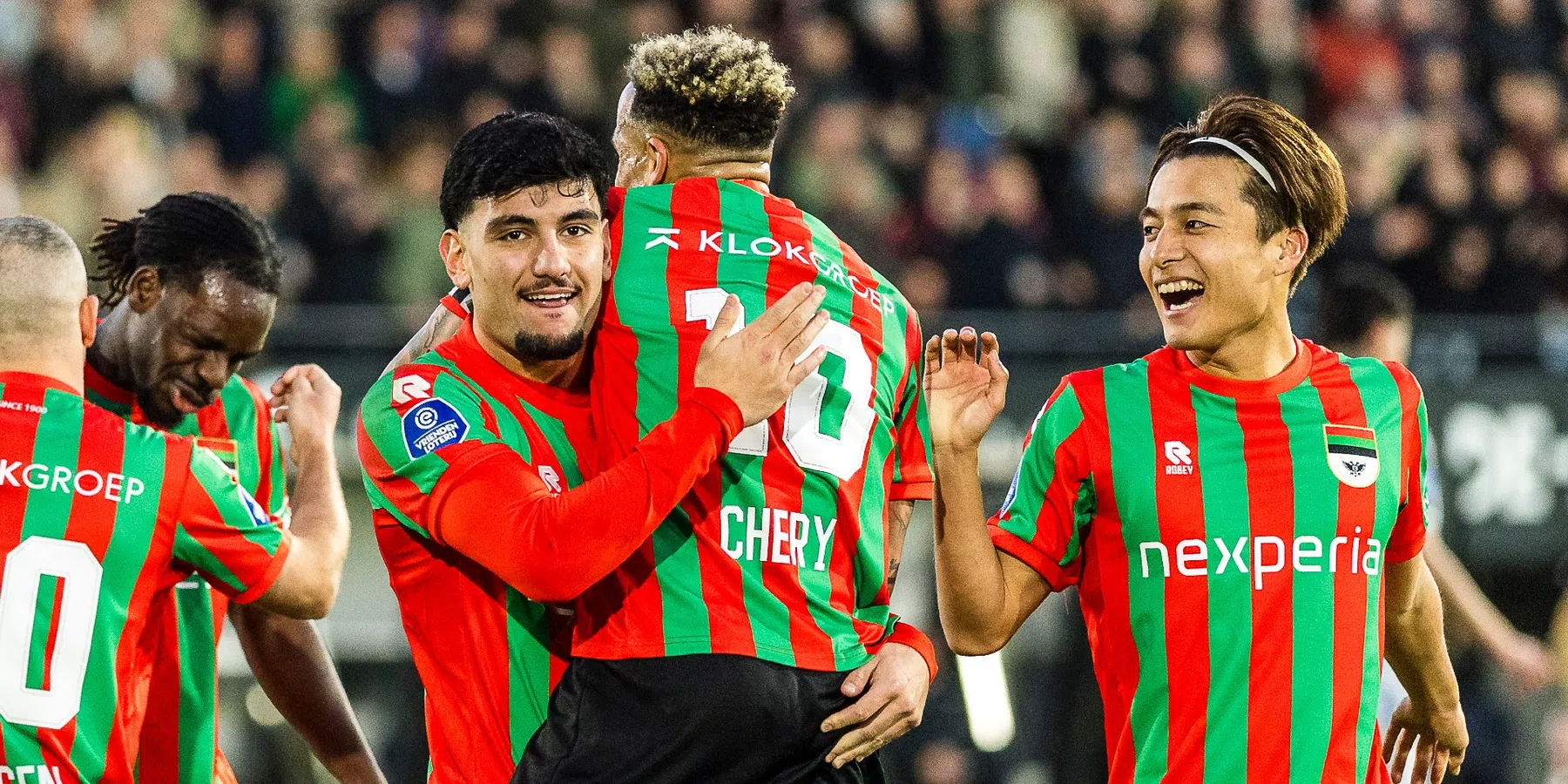 'Sano en Önal ontbreken bij NEC wegens transferperikelen'
