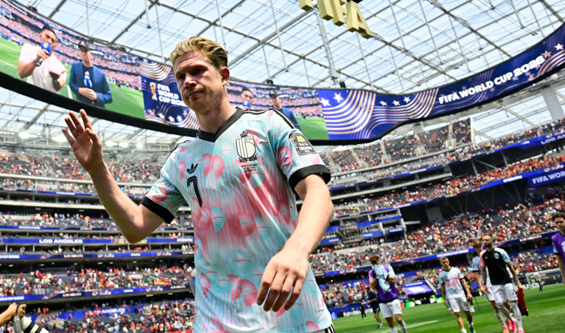 Jan Mulder adviseert Kevin De Bruyne te stoppen