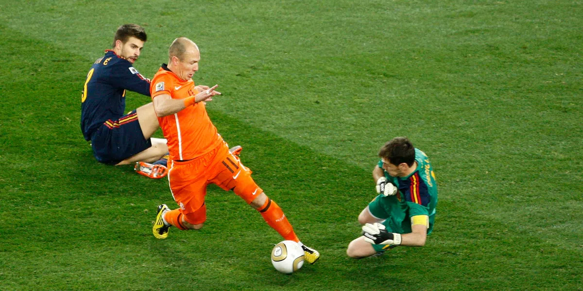 Casillas blikt terug op Robben-kans: 'Van alle keuzes, koos hij de slechtste'