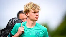 Thumbnail for article: Hatenboer zet handtekening onder vierjarig contract en keert terug in Eredivisie