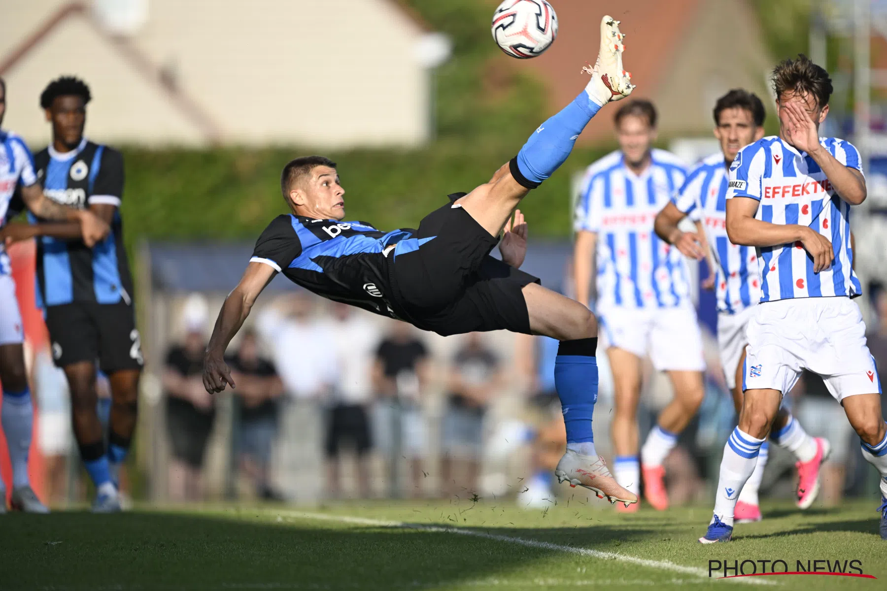 Club Brugge gaat in oefenmatch onderuit tegen het Heerenveen van Veldman