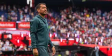 Thumbnail for article: Van Bronckhorst wil op twee posities nog versterkingen: 'Daar moet er wat bij'