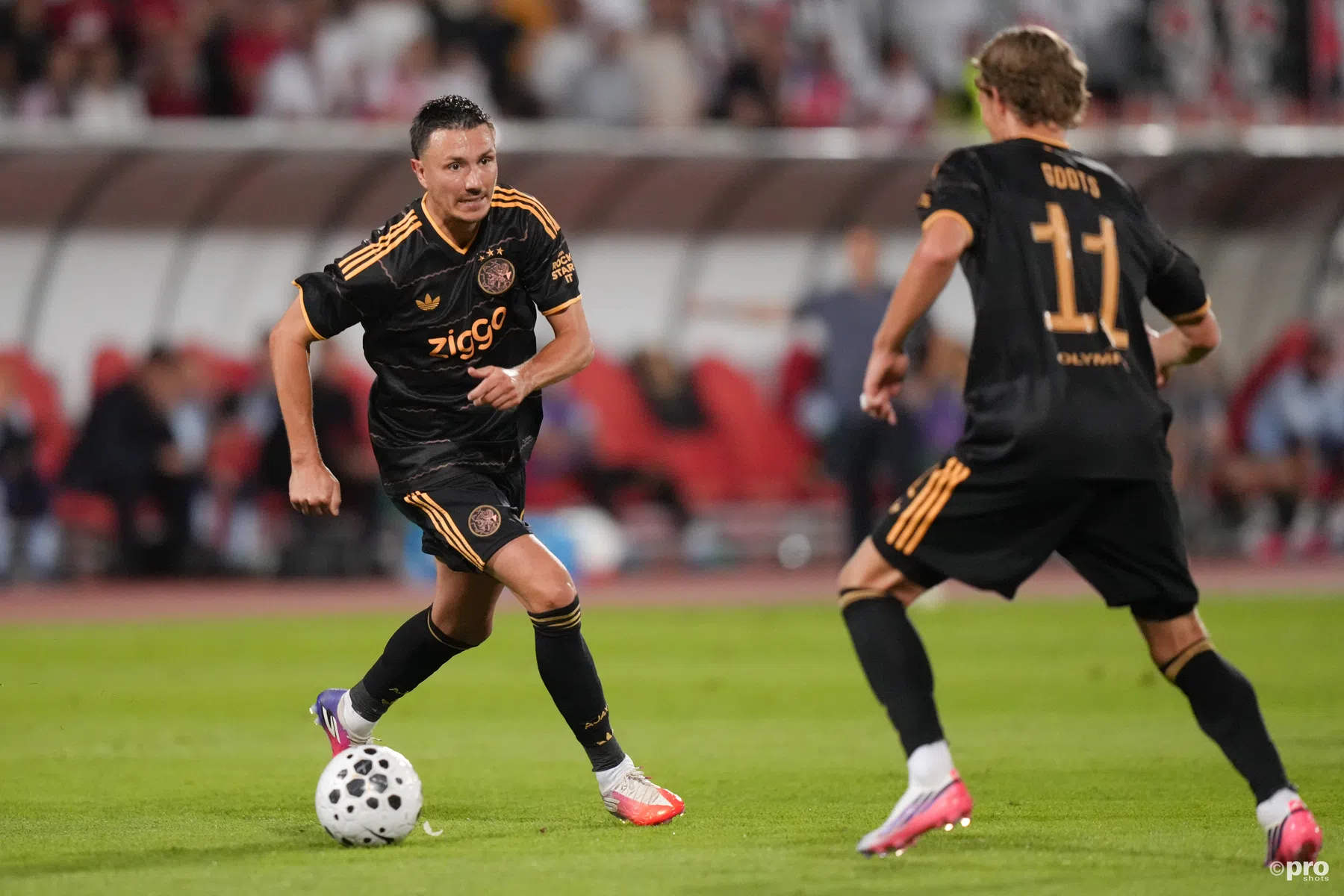 Praat mee op VP: Ajax - Vojvodina