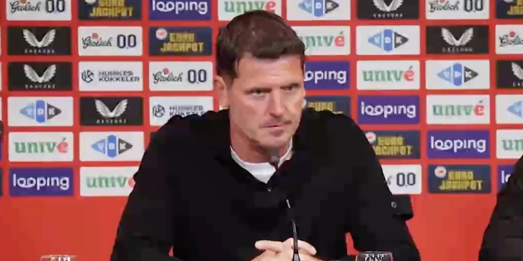 Ferencváros-trainer Balázs Borbély met ultrakorte persconferentie