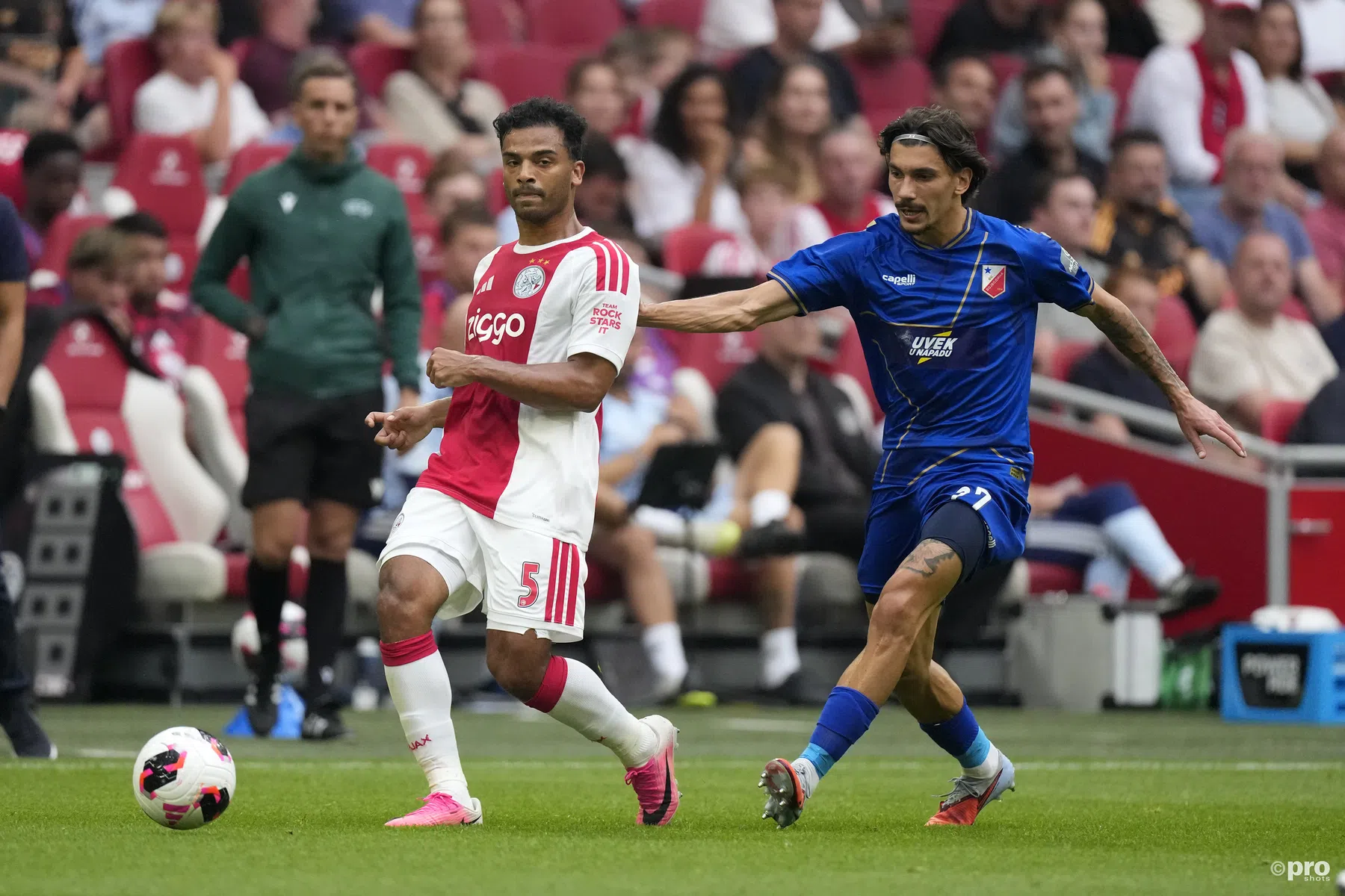 Wijndal blij bij Ajax: 'Onkruid vergaat niet'