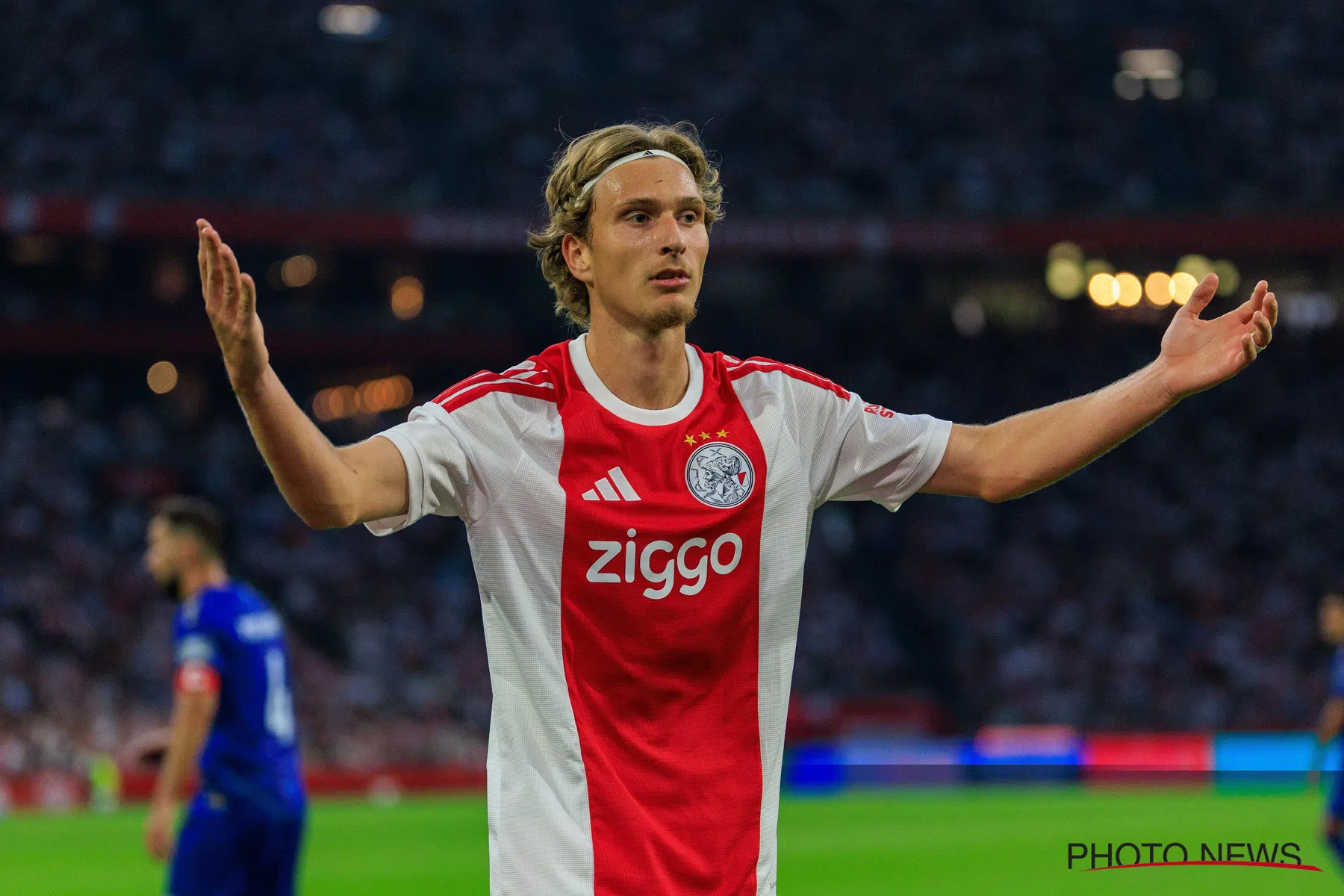 'Ajax en Cruijff alleen overstag bij 60 miljoen voor Godts'