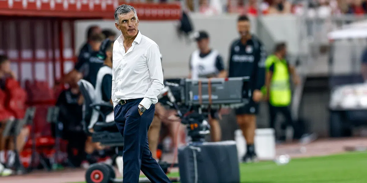 Olympiakos-trainer verrast door NEC: 'Dit hadden we niet verwacht'