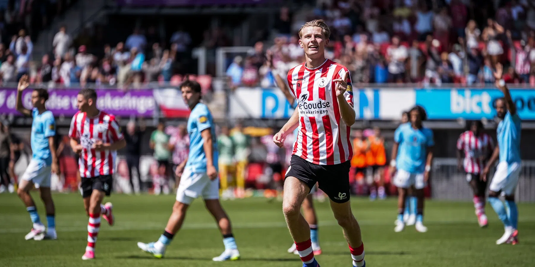 Nijhuis velt oordeel over afgekeurde goal Sparta tegen Feyenoord