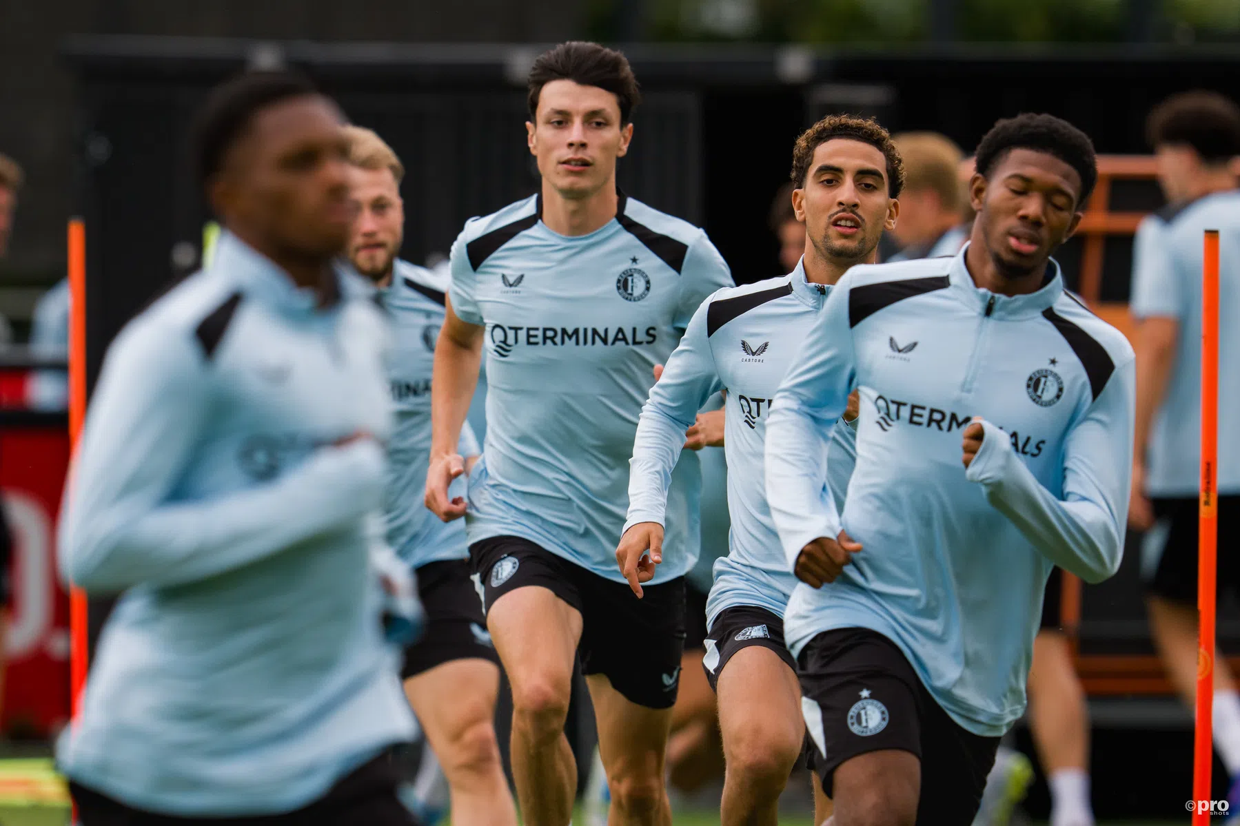 Waarom Tengstedt, Ivanusec en Ahmedhodzic niet bij de Feyenoord-selectie zitten