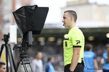 Thumbnail for article: Vanhaezebrouck fileert arbitrage op openingsspeeldag: "Waar leg je de lat?"