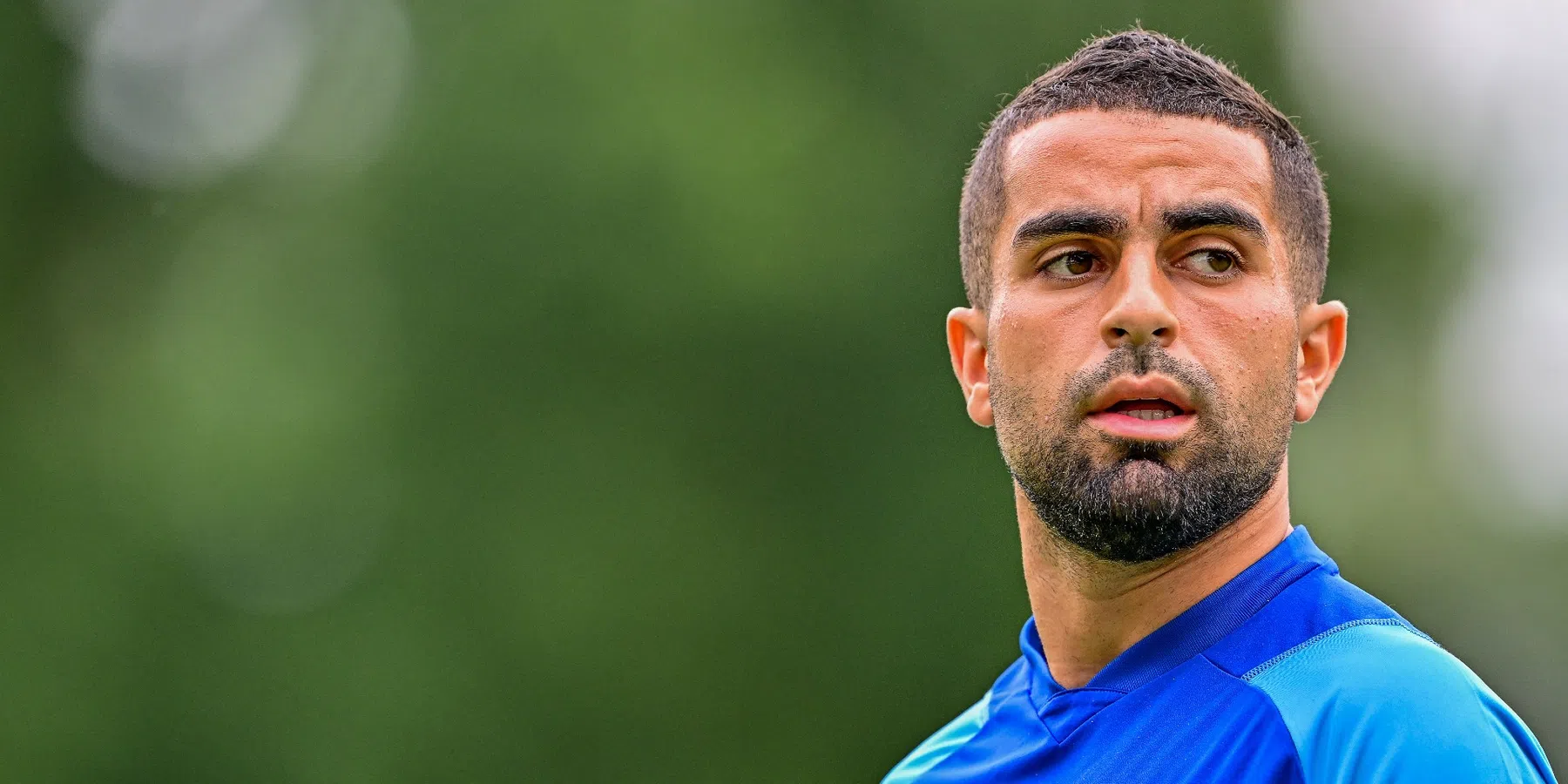 Marouan Azarkan mikt op Eredivisie-terugkeer en voert gesprekken met clubs