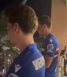 Menigte van Sampdoria-fans verwelkomt Verschaeren en Meijer 