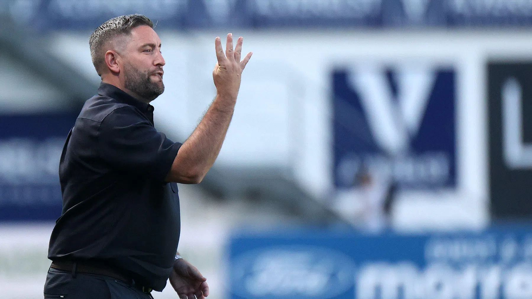 Lommel-coach Johnson niet tevreden na verlies tegen Charleroi