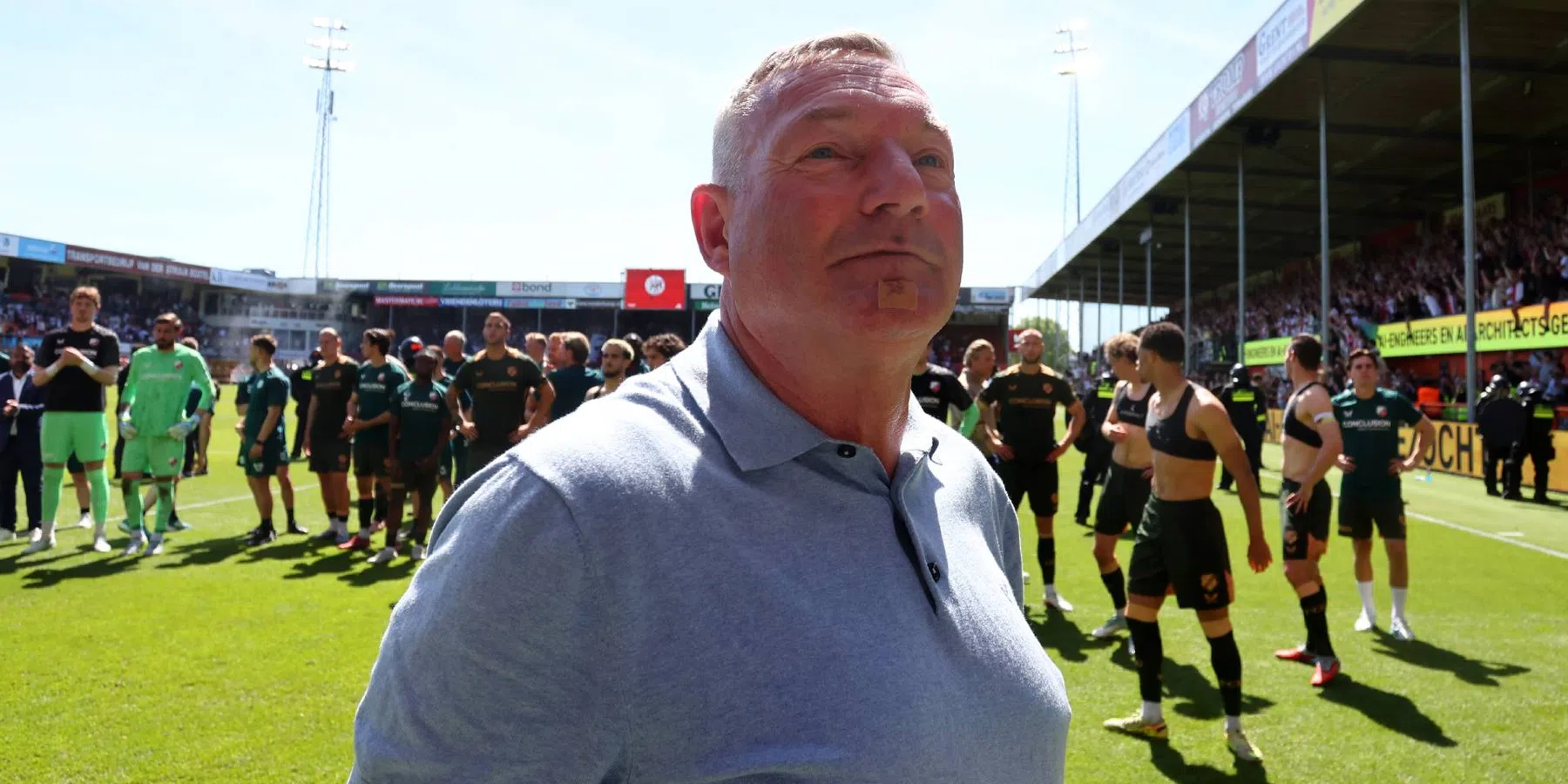 Correia gewaarschuwd: 'Dan staan Ron Jans weer bij FC Utrecht'