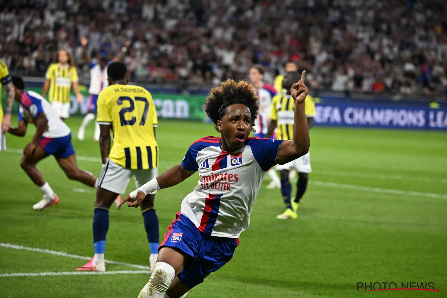 Malick Fofana officieel van Lyon naar Sunderland