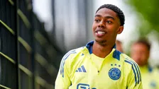Thumbnail for article: Ajax bevestigt: doorlopend contract van vleugelspeler per direct ontbonden