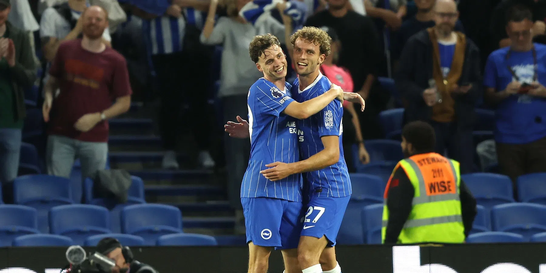 Mats Wieffer loopt 'bizarre' blessure op bij Brighton en ontbreekt voorlopig