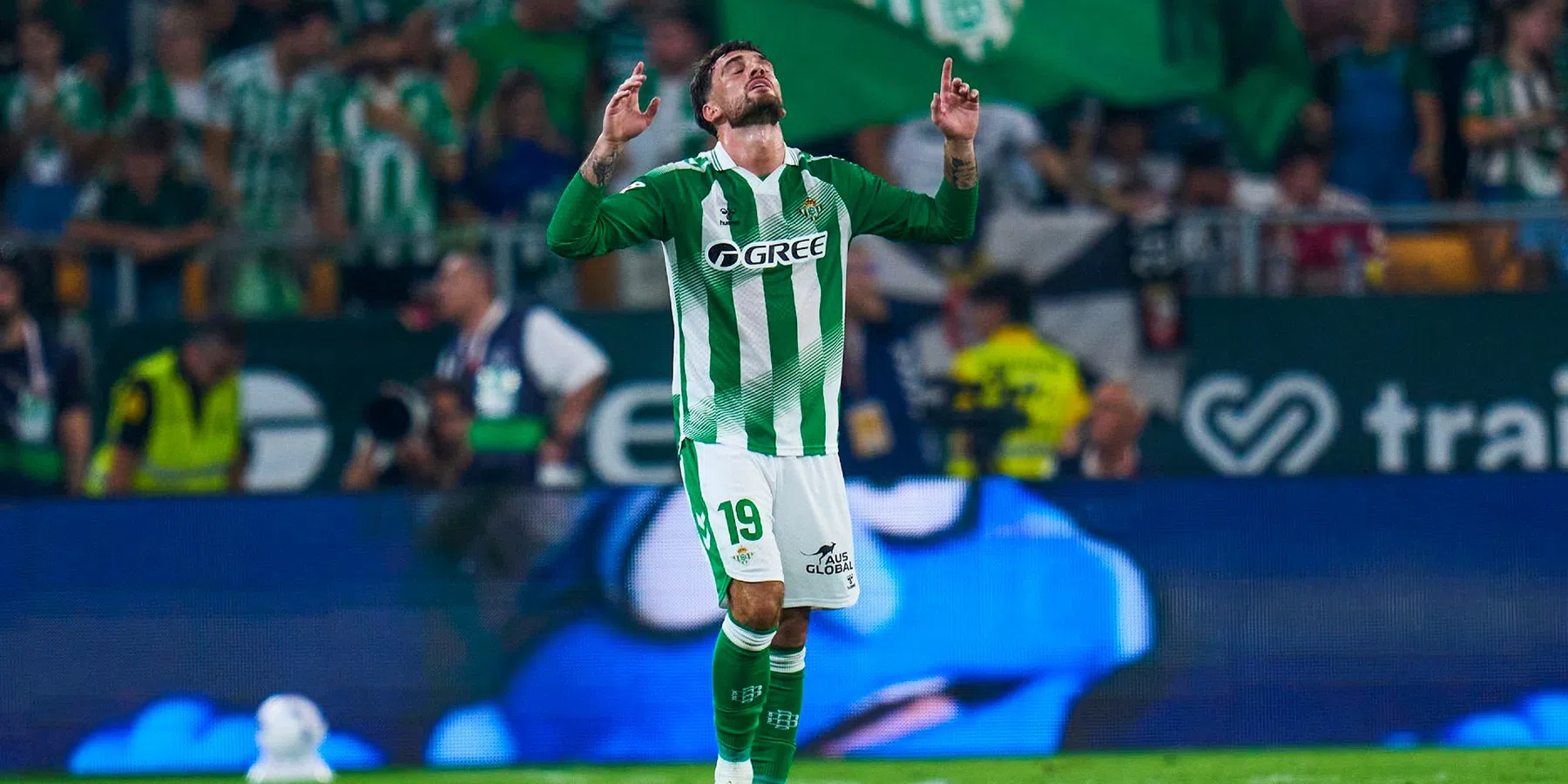 Betis viert stuntzege dankzij Parrot