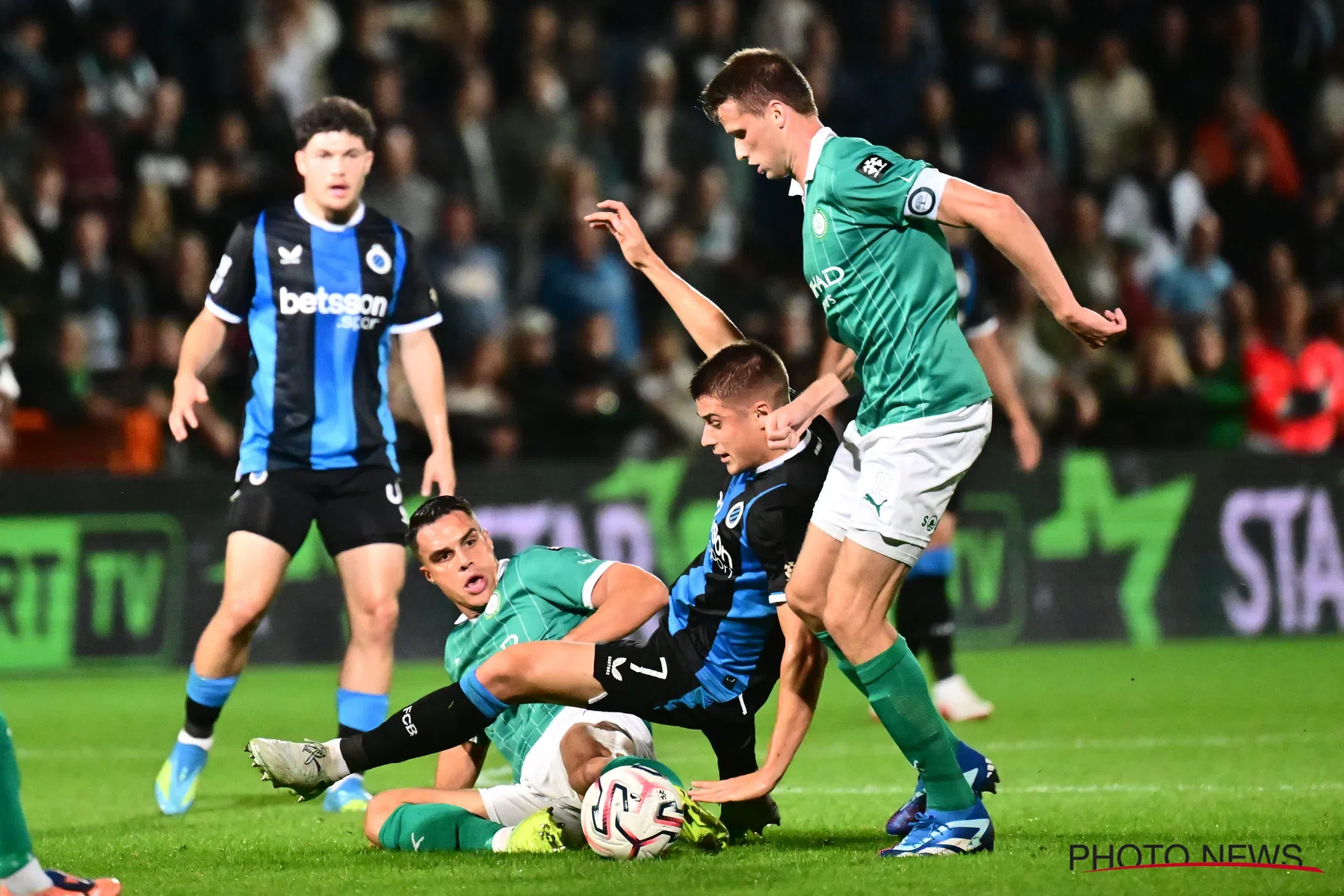 Club Brugge wint bij Lommel