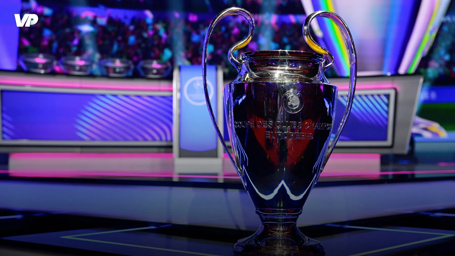 Waarom wordt de Champions League op donderdag gespeeld?