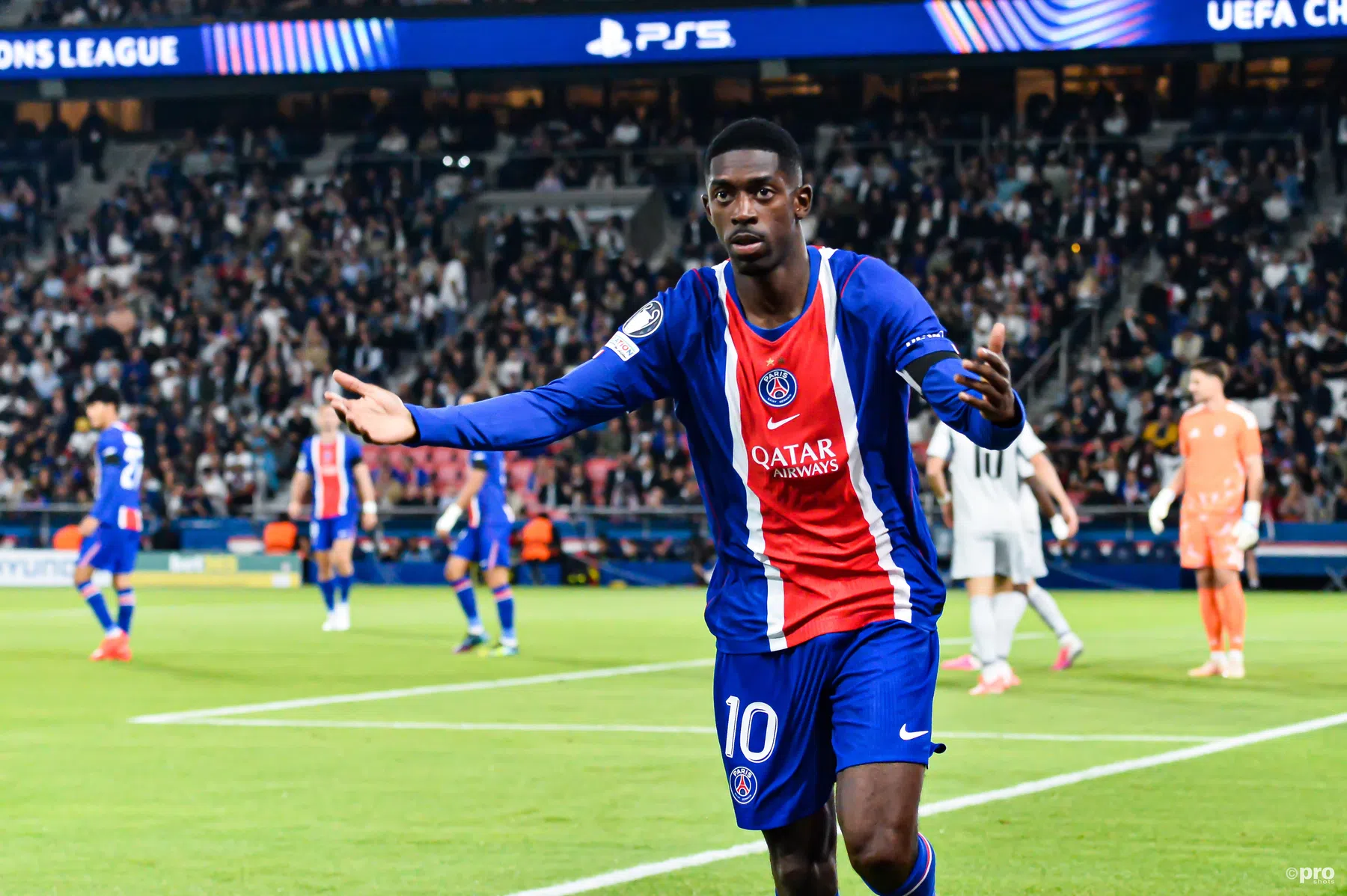 Invaller Godts ziet sterren opstaan voor PSG, dat wint van Slovan Bratislava