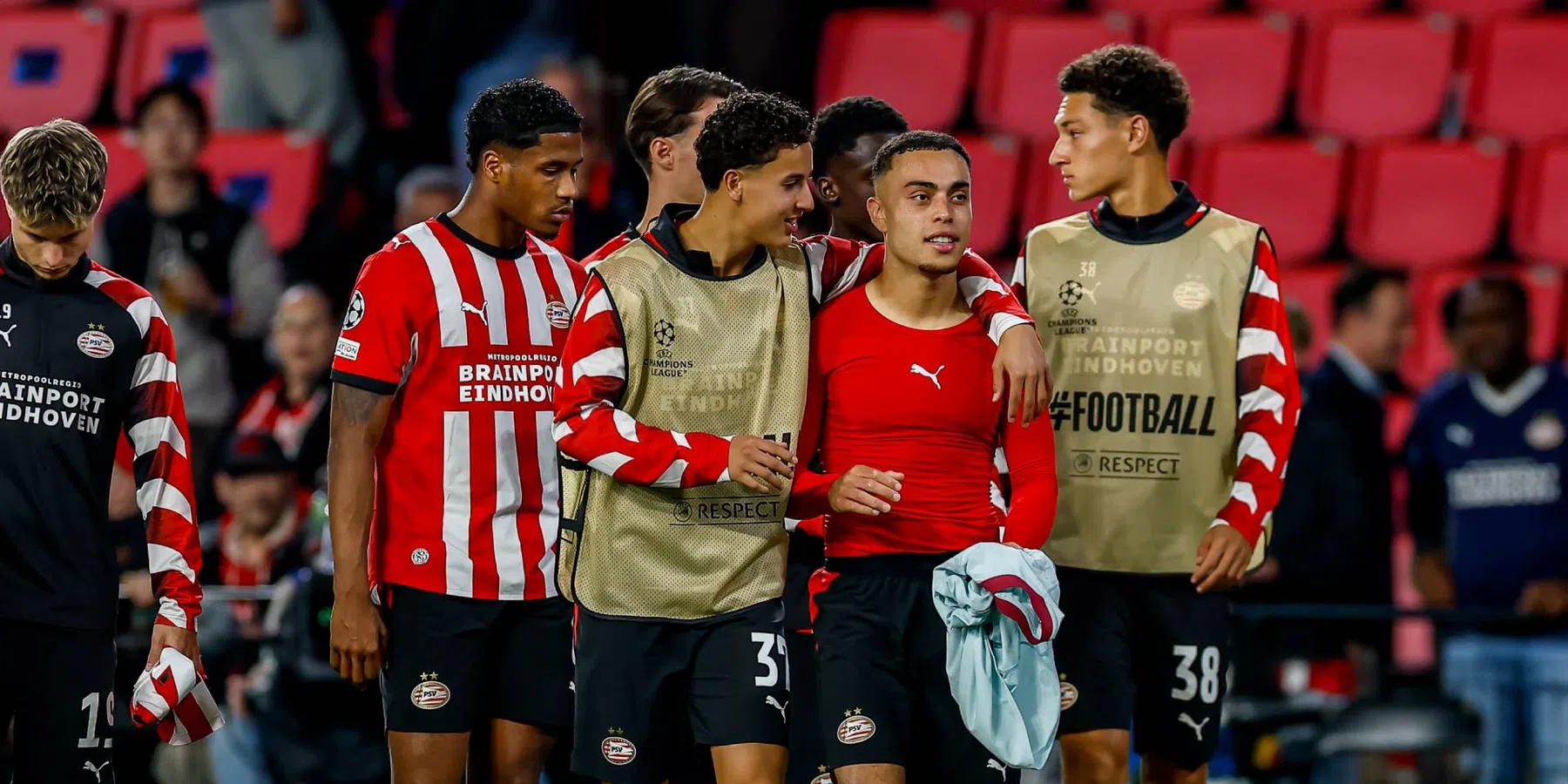 Ochtendkranten zien gemiste kans voor PSV na gelijkspel tegen Shakhtar