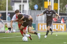 Bizarre beelden amateurduel: mishandelde speler beschuldigt Van Beukering