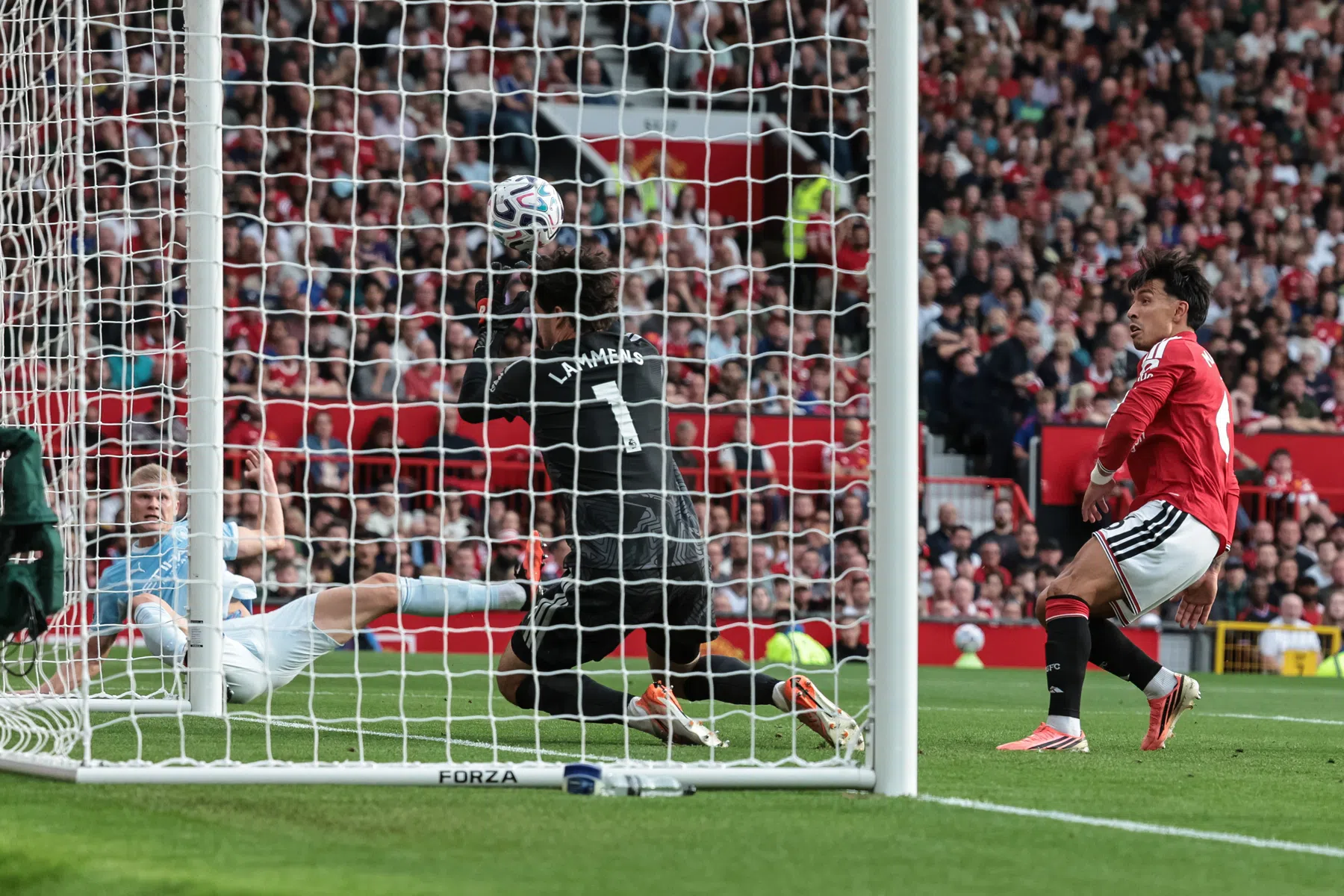 Premier League grijpt keihard in: VAR-duo bestraft om doelpunt Haaland