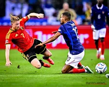 Thumbnail for article: ‘Van Bommel spaart hem niet, KDB moet ook gewoon vechten voor zijn plaats’