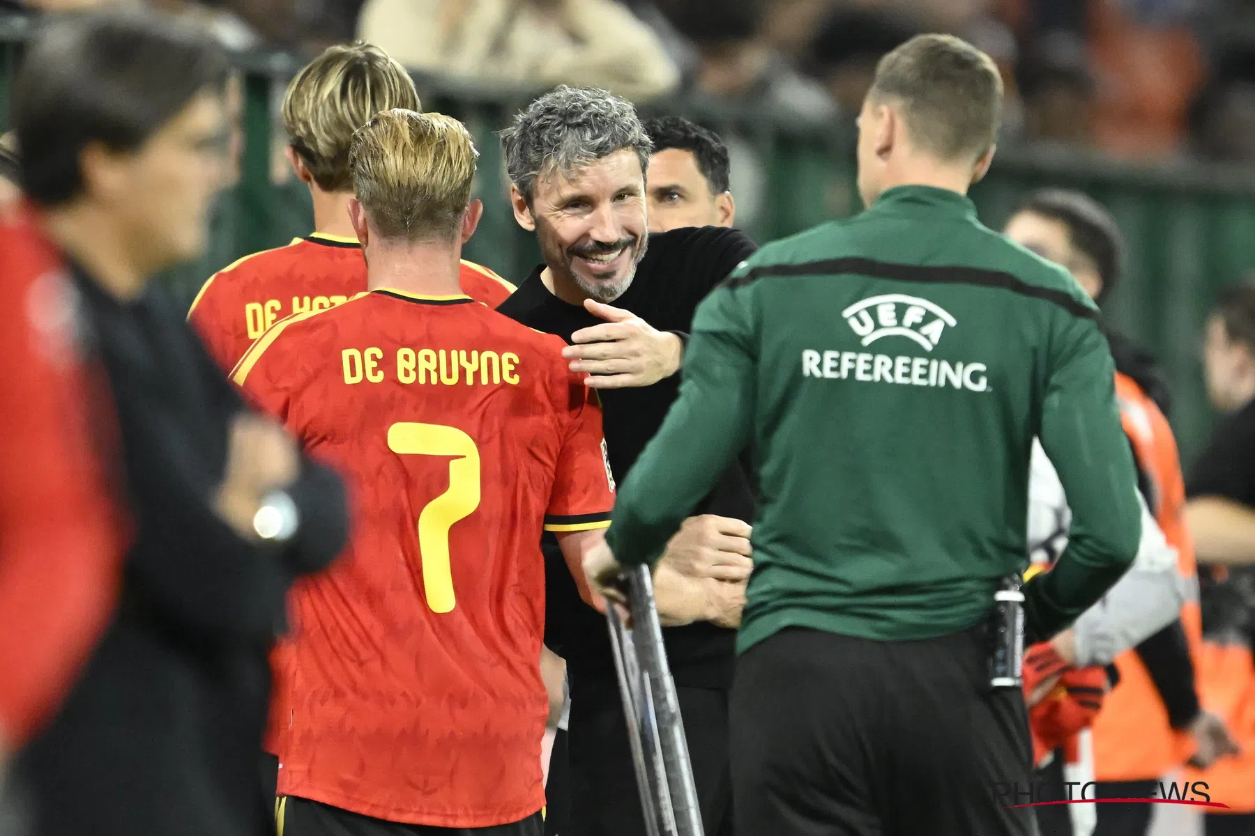 Pakte De Bruyne bewust geel? Van Bommel reageert