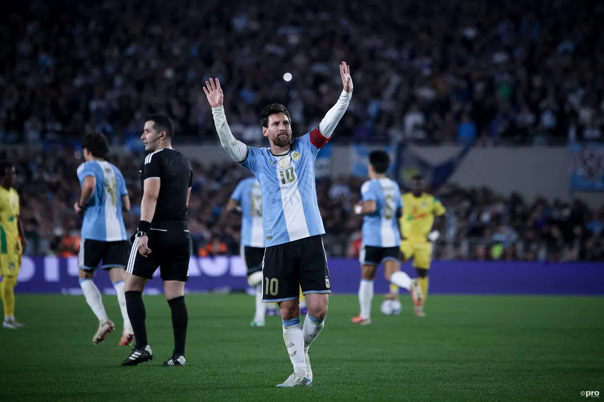 Messi's Afscheid: Waarom de Voetbalwereld in Tranen Achterblijft