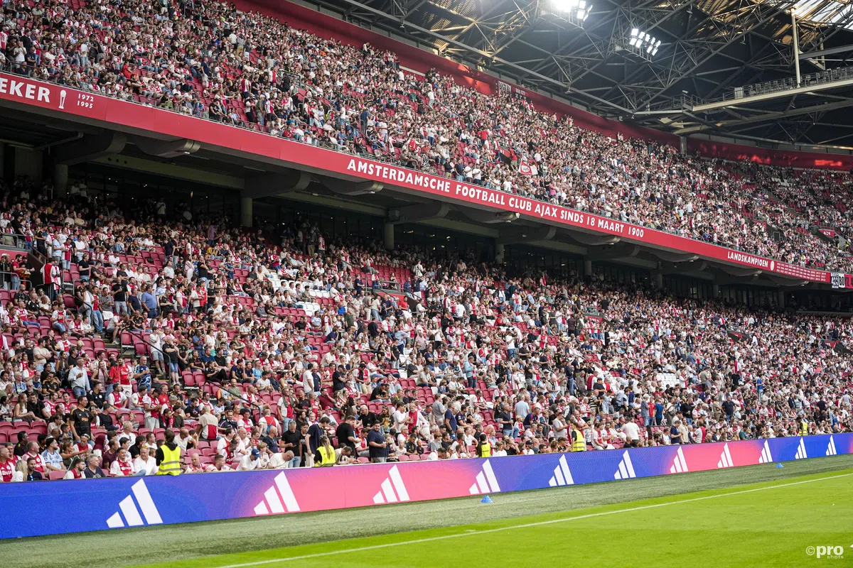 Ajax-fans aangevallen door Kroatische hooligans in Split