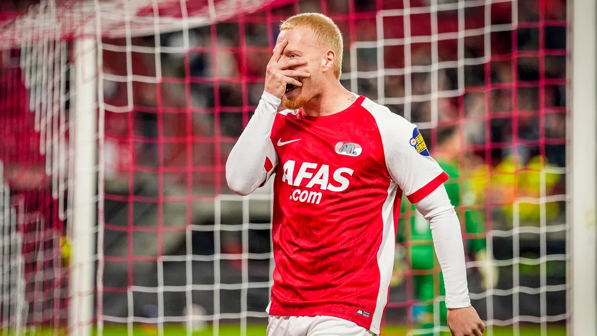 Meerdink's allereerste balcontact: het moment dat AZ naar de zege schoot