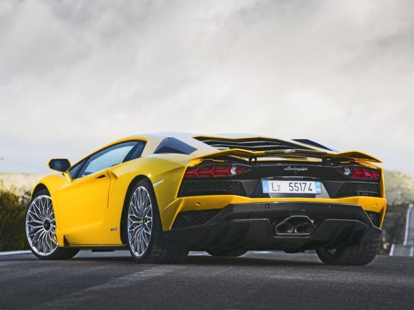 Lamborghini Aventador