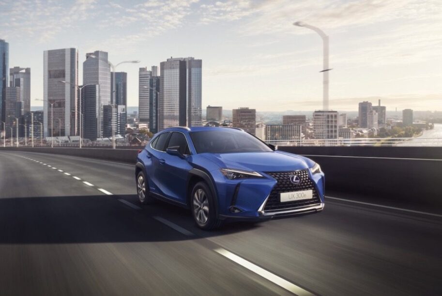 Lexus UX300e