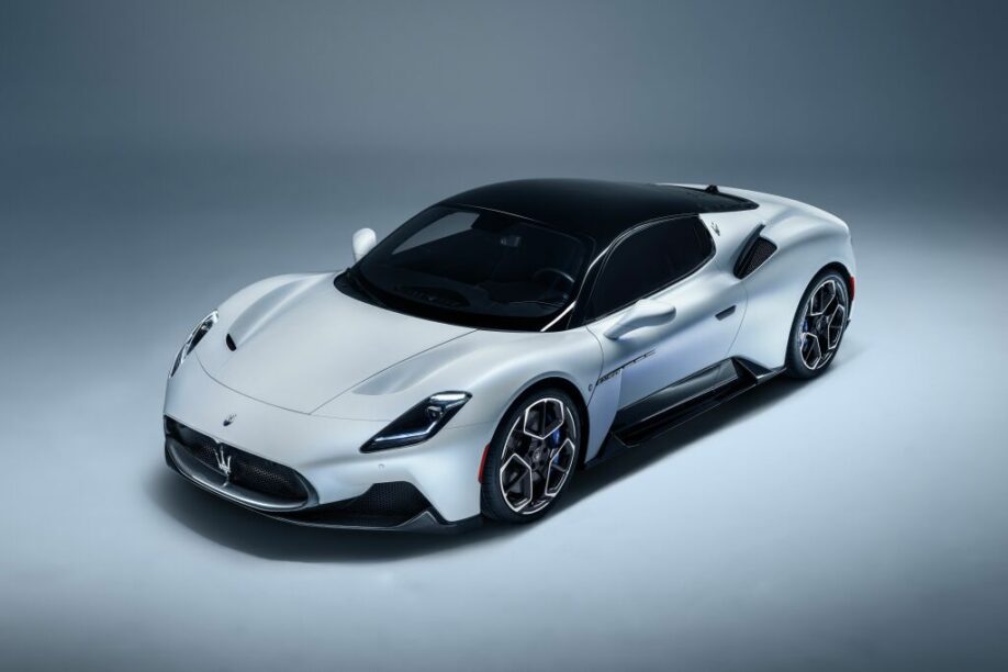 Maserati MC20