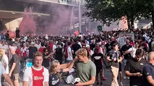 Thumbnail for article: Indrukwekkend: Ajax-fans draaien met corteo warm voor Europese clash