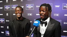 Thumbnail for article: Mooi moment: Babadi en Bakayoko grappen na prijsuitreiking Eredivisie Awards