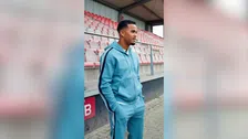 Kluivert voor even terug op de plek waar het allemaal begon: 'Kijk dan, prachtig'