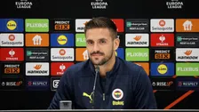 Thumbnail for article: Tadic glimlacht van oor tot oor na Ajax-vraag: 'I hope they can pak schaal'