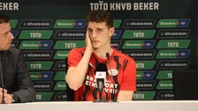 Thumbnail for article: Til kan PSV-verlies niet verklaren: 'Ik weet het gewoon echt niet, Valentijn'