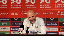 Thumbnail for article: Bosz wil niets weten van PSV-crisis: 'We lopen niet gillend in de rondte'