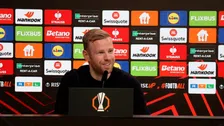 Thumbnail for article: Ajax vangt nieuwkomer van 17 in stijl op: 'Van iedereen een klapje op de kop'