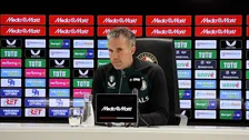 Thumbnail for article: Van Persie hoopvol: 'Drietal traint weer mee, morgen besluit nemen'
