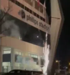 Ajax-fans steken op 125ste verjaardag ook vuurwerk af in Eindhoven en Rotterdam