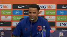 Thumbnail for article: Kluivert krabbelt terug na eerdere uitspraak: 'Denk niet dat de trainer dat doet'