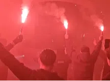 Thumbnail for article: Prachtige beelden uit Eindhoven: supporters zetten PSV op scherp