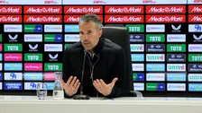 Thumbnail for article: Van Persie wil na PSV-verlies niet naar boven kijken: 'Ik loop lang genoeg mee...'